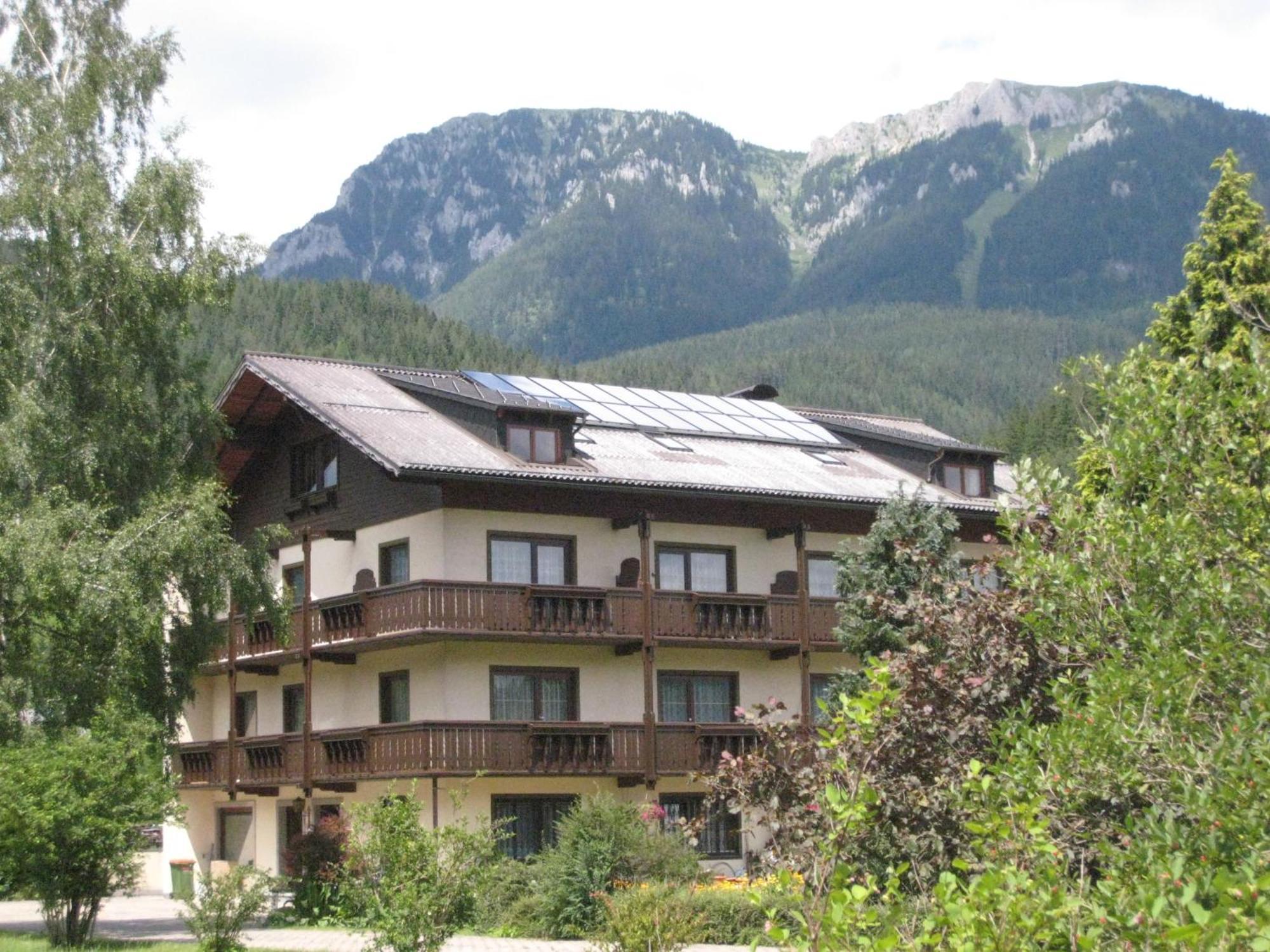 Haus Schweighofer Apartment Neuberg an der Muerz Luaran gambar